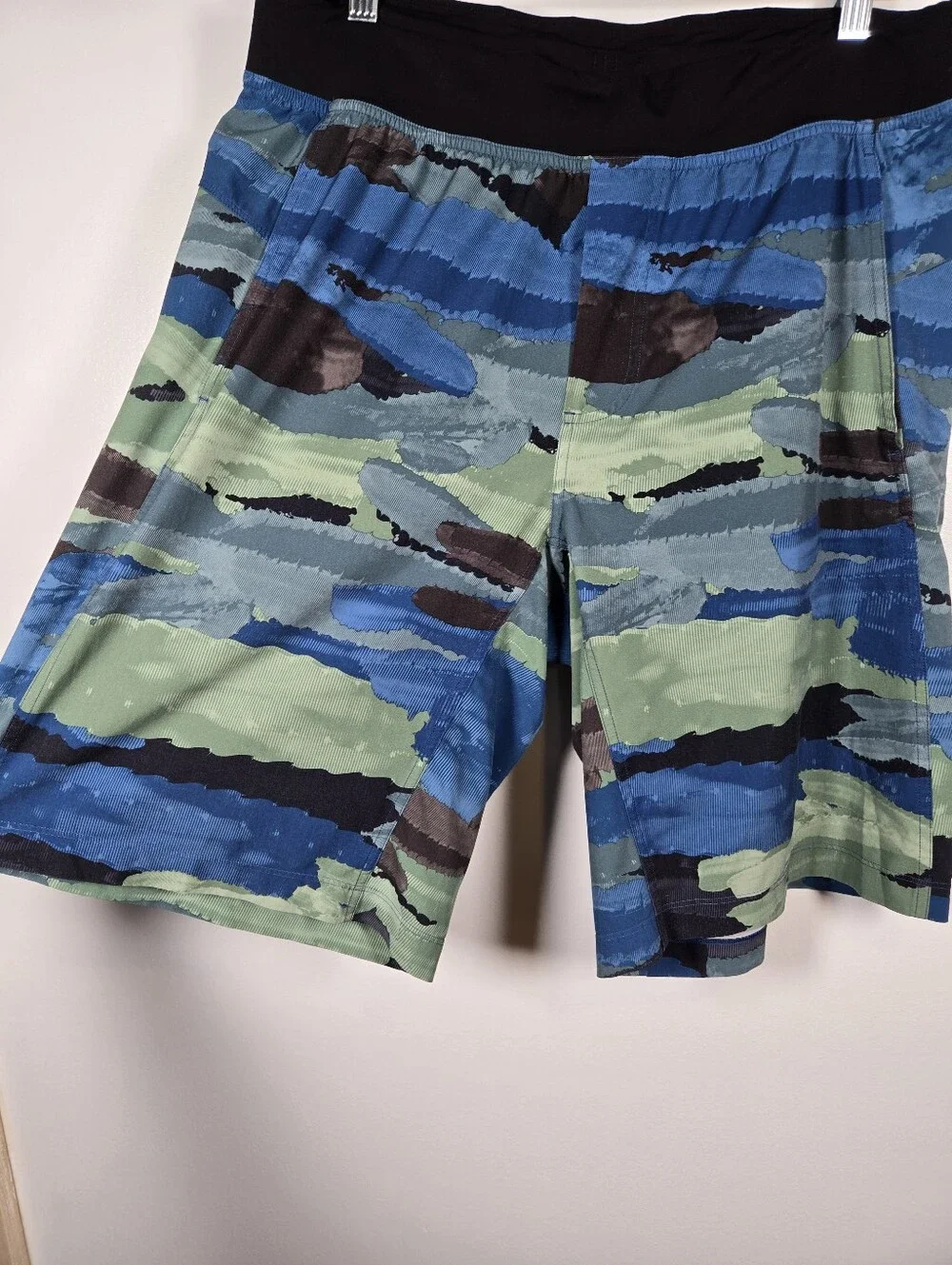Lululemon Core Shorts Cactus Camo Desert Teal Vintage Green Mens Size Large